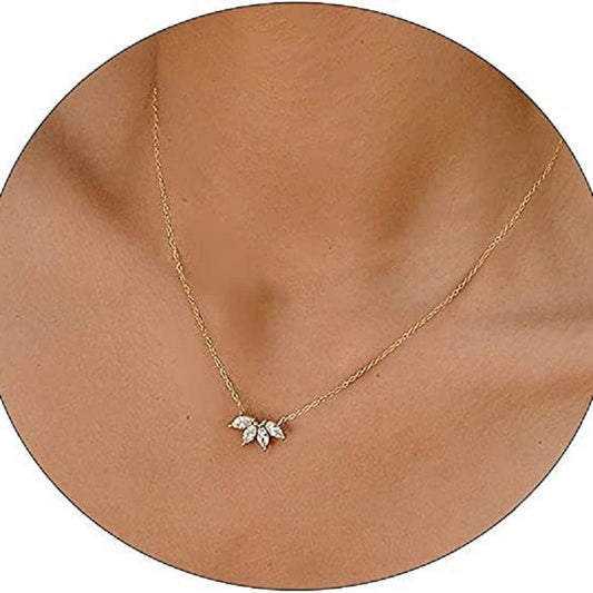 Minimalist Shining Flower Petal Necklace