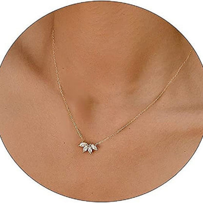 Minimalist Shining Flower Petal Necklace