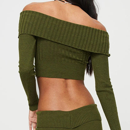 Off-shoulder Crop Short Top